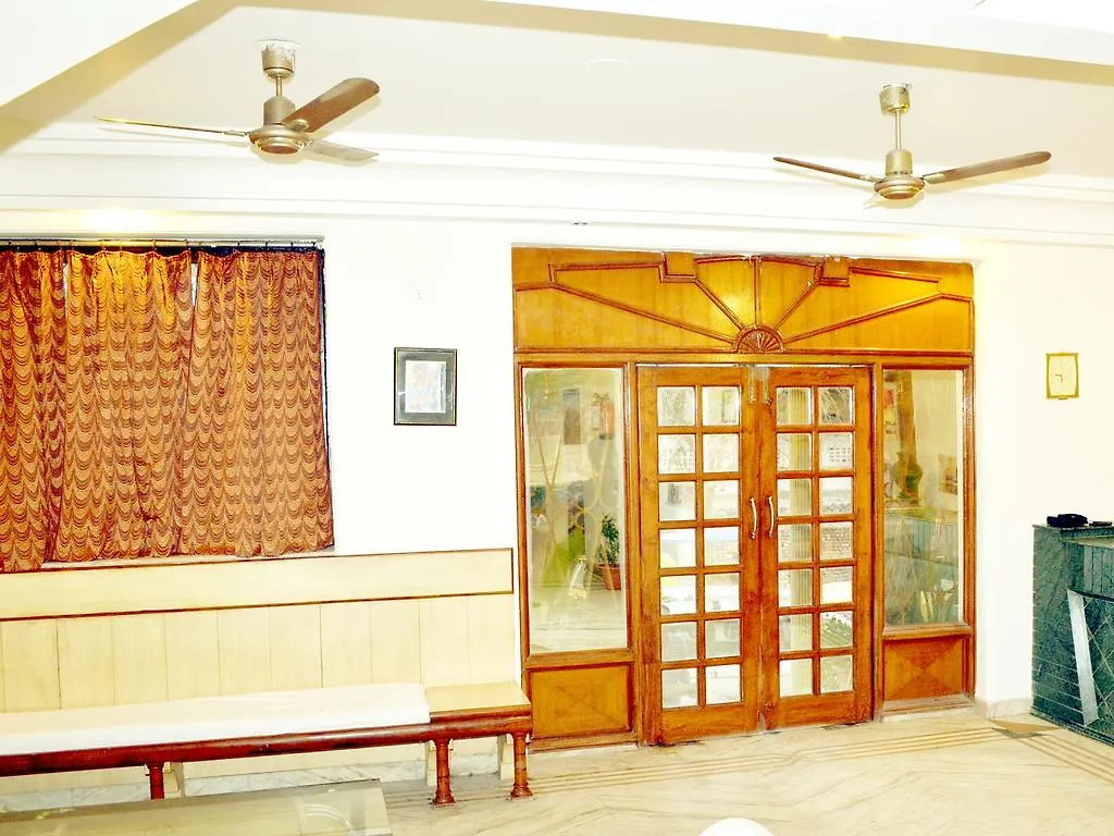 Hotel Sheela, 100M From Taj Mahal Agra