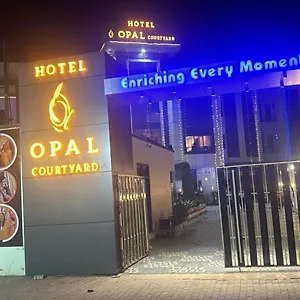 Отель Opal Courtyard, Агра