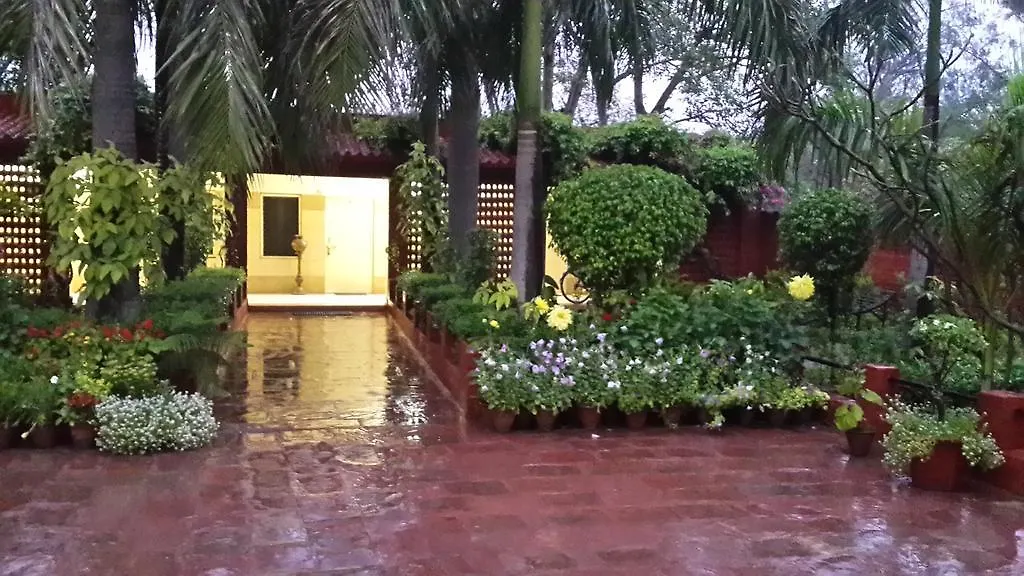 Hotel Sheela, 100M From Taj Mahal Agra