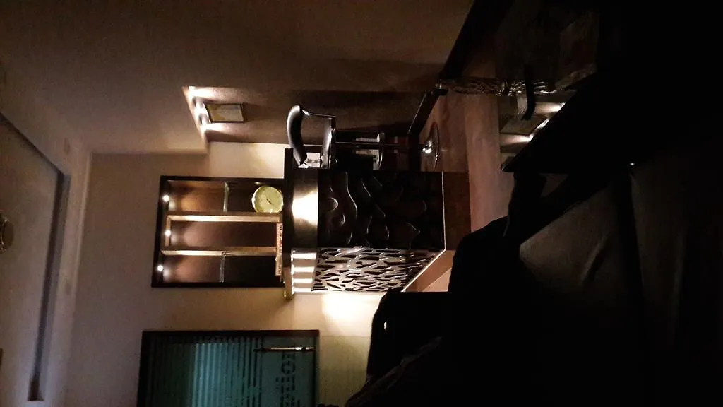 Hotel Sheela, 100M From Taj Mahal Agra
